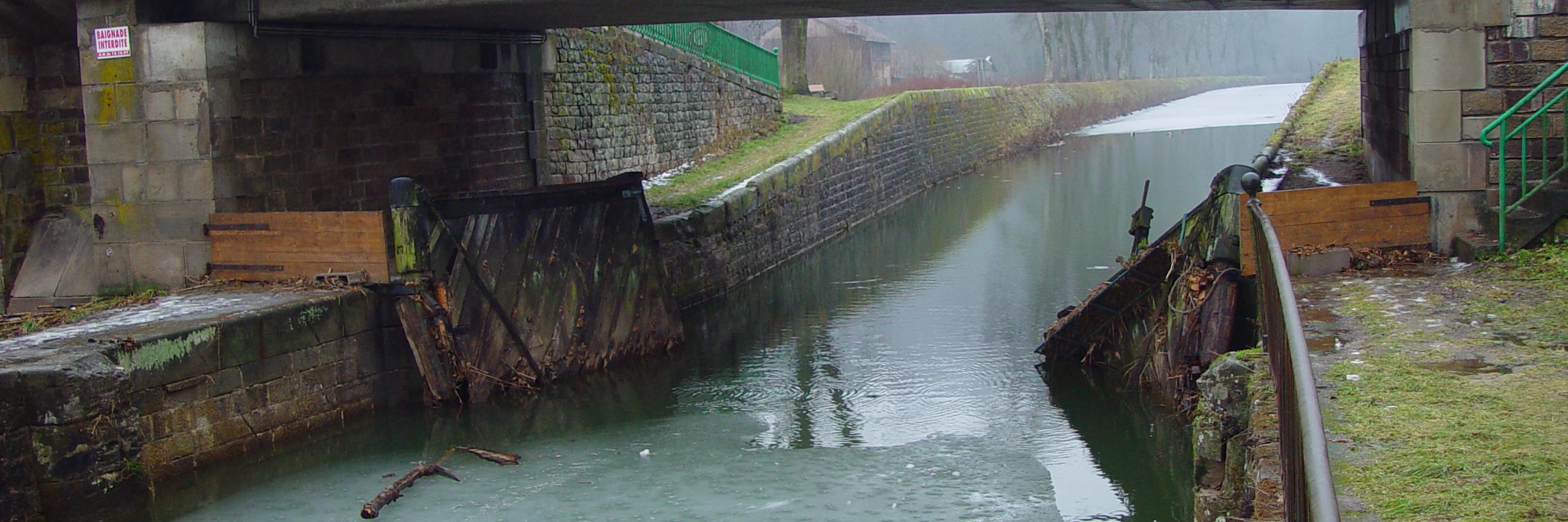 Dijkdoorbraak Fontenoy le Chateau