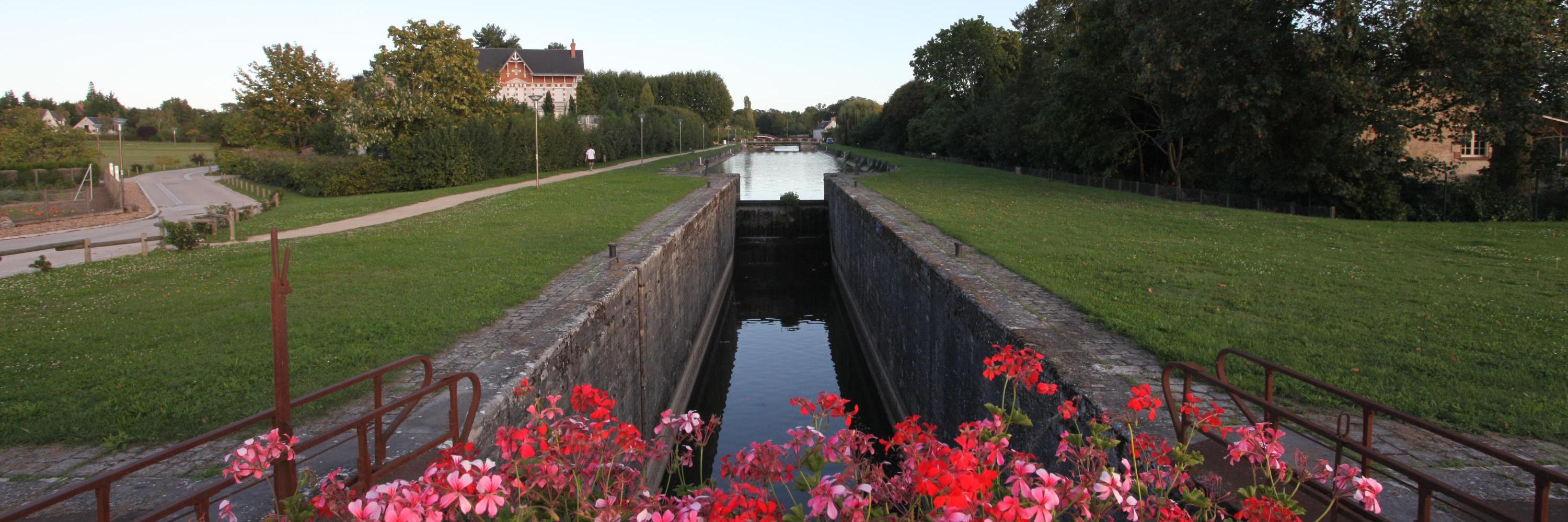 Sluis Combleux, Canal d'Orleans
